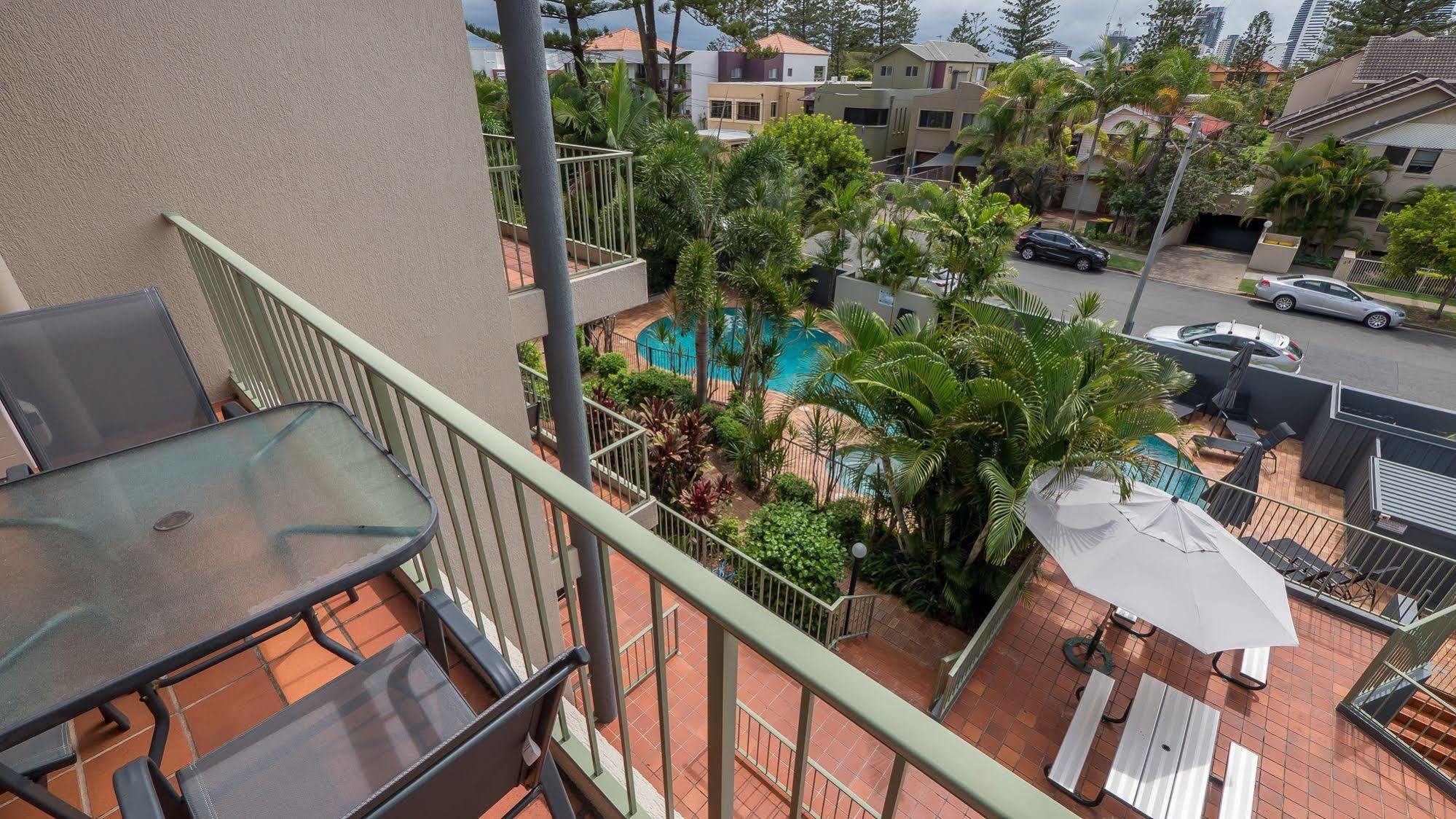 Montana Palms Resort โกลด์โคสต์ ภายนอก รูปภาพ